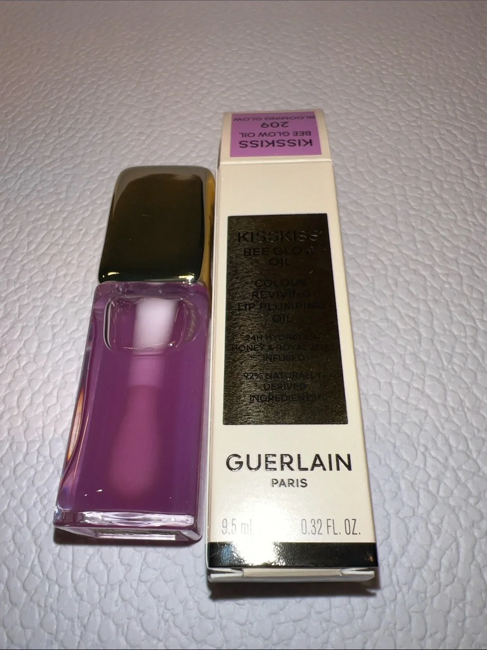 GUERLAIN KissKiss 209 Blooming Glow Bee Glow Oil